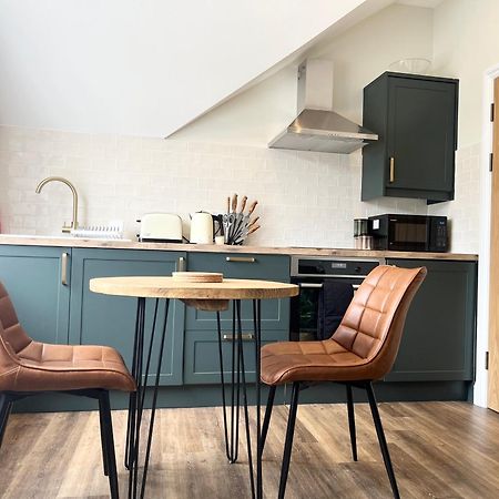 Modern Central One Bedroom Apartment In Пензанс Экстерьер фото